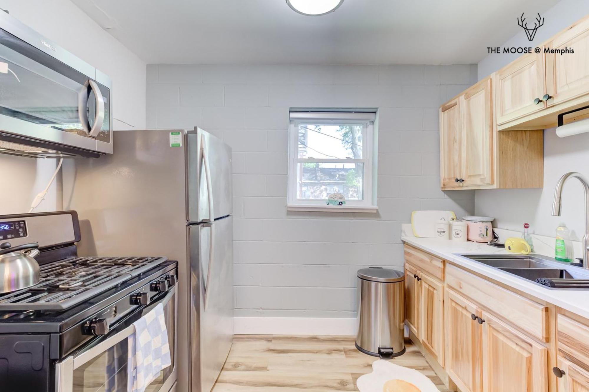 The Moose #10 - Stylish Loft With King Bed, Free Parking & Wi-Fi Apartment Memphis Bagian luar foto