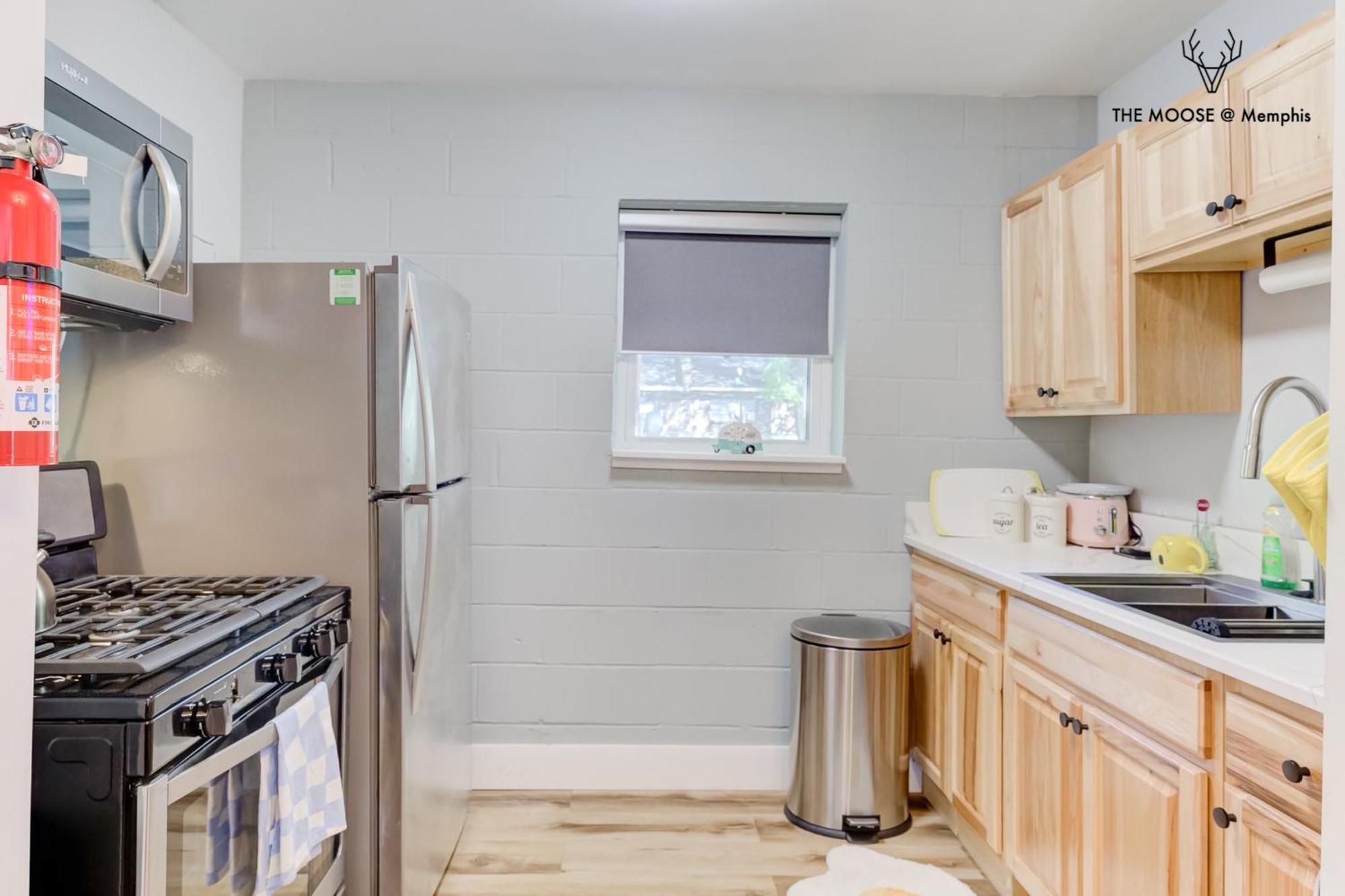 The Moose #10 - Stylish Loft With King Bed, Free Parking & Wi-Fi Apartment Memphis Bagian luar foto
